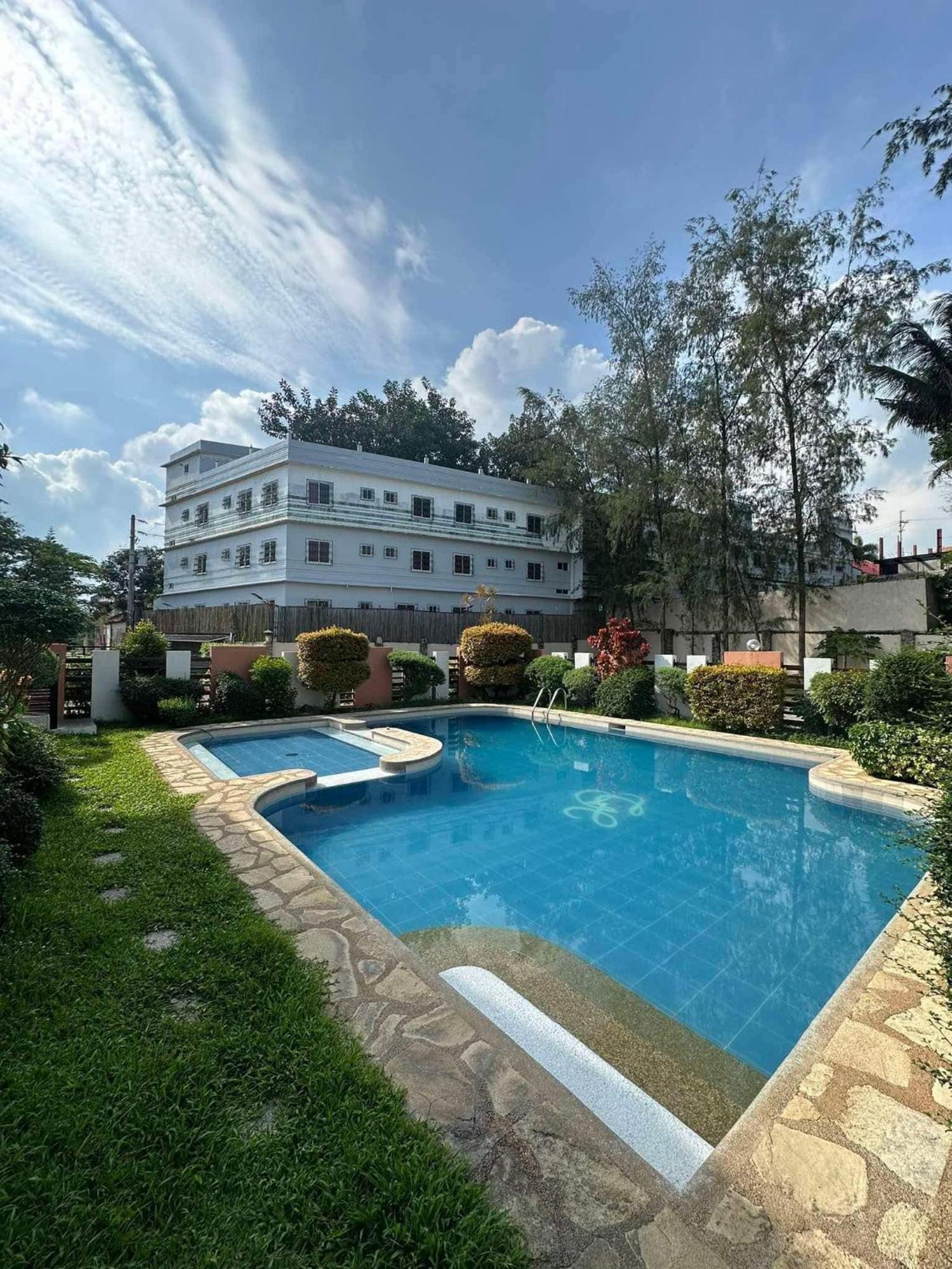 Tagaytay Hampton Villa Tagaytay City Exterior foto